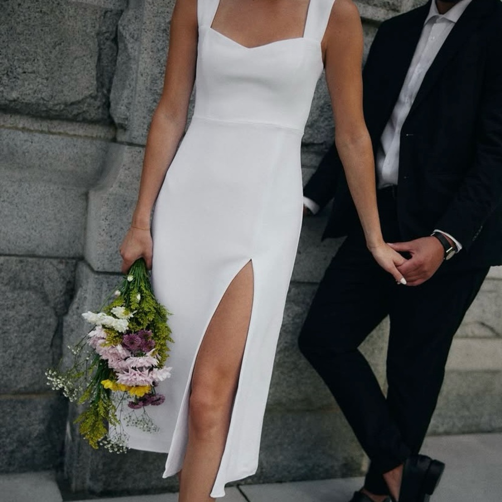 Elegant White Square-Neck Midi Dress with Side Slit